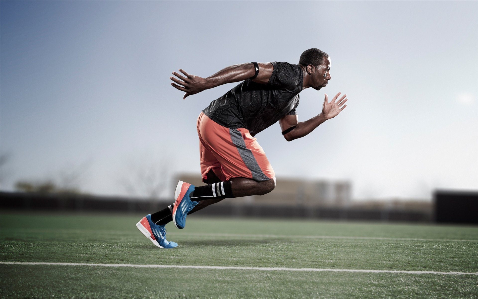 《堡垒之夜》“未来光影”创意盛典，玩家作品震撼全场！